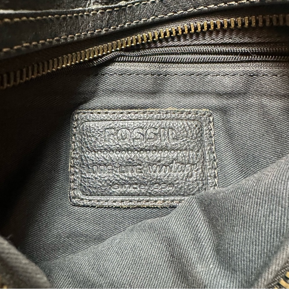 Patchwork Leather Crossbody Bag | Boho Vintage 90s Indie · Fossil - Picture 6 of 13